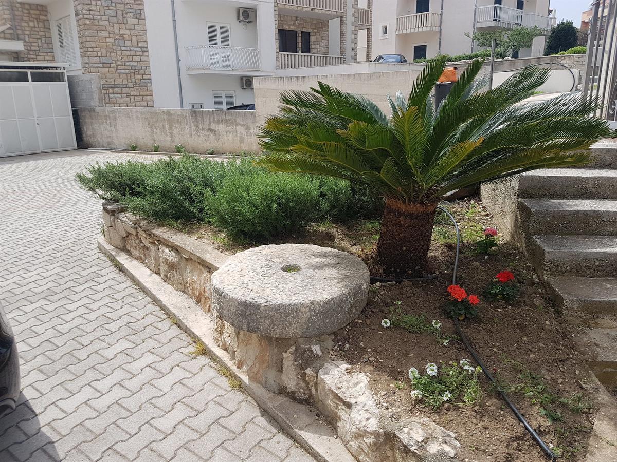 Apartment Dora Duće المظهر الخارجي الصورة