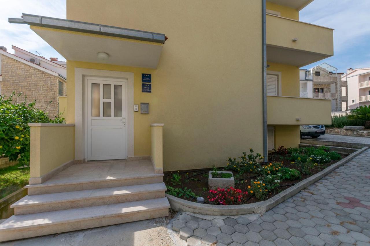 Apartment Dora Duće المظهر الخارجي الصورة
